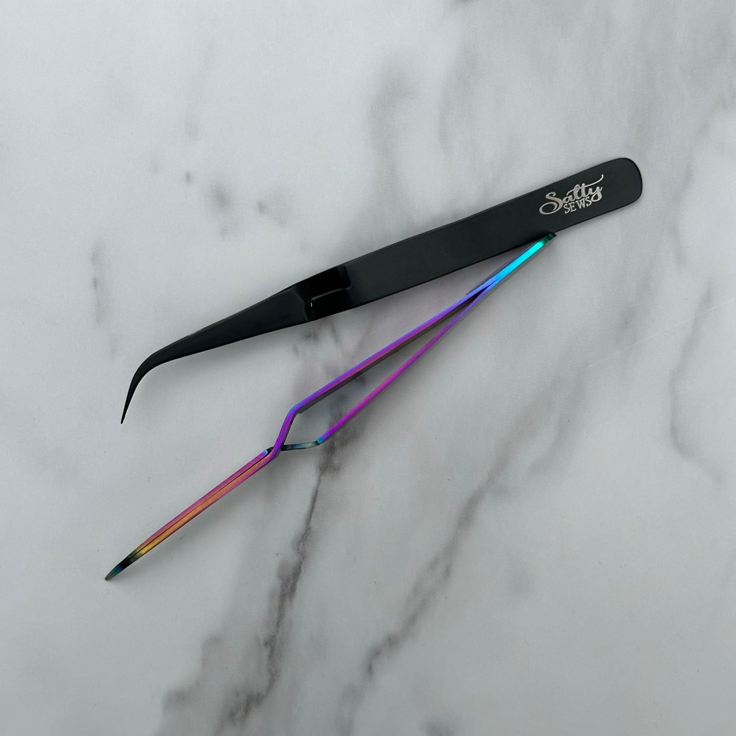 Craft Cross Locking Tweezers with Pointed Tip