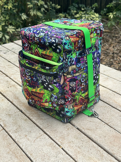 Everything But the Machine Tote Paper Pattern